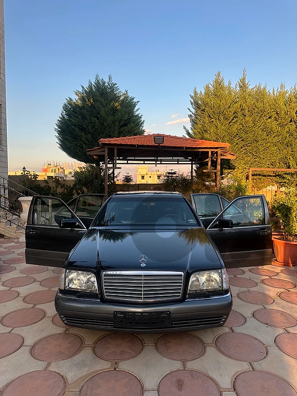 Mercedes-Benz S-Class 1994 3