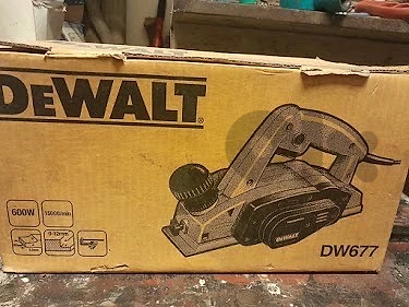 DeWalt DW677 Electric Planer 600W