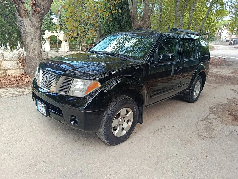 Nissan Pathfinder 2005