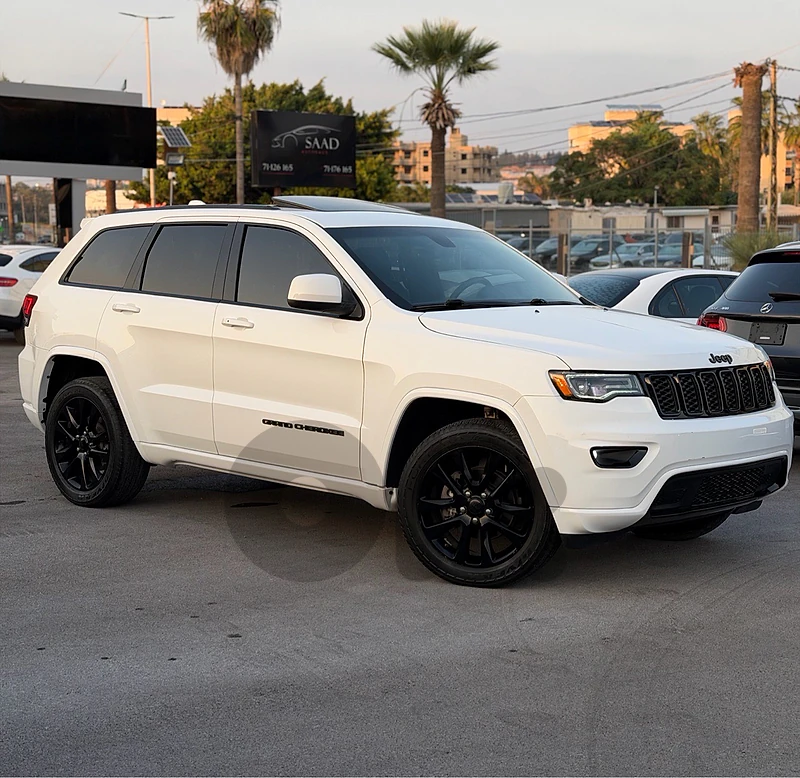 Jeep Grand Cherokee 2018 ALTITUDE 4X4 Jeep Grand Cherokee 2018 ALTITUDE 4X4