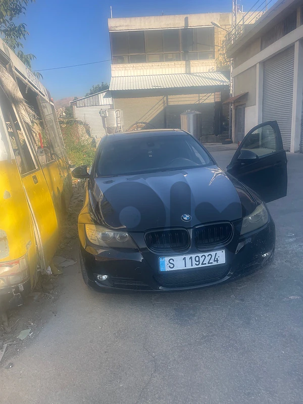 بي ام دبليو الفئة 3 2006 e90