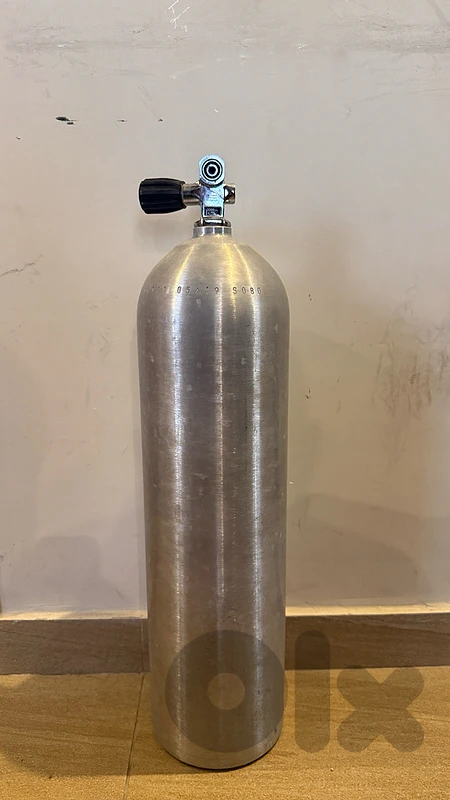S80 Scuba diving tank S80 Scuba diving tank