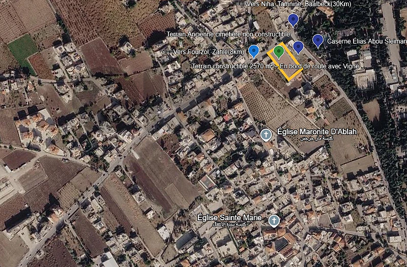 أبلح ، وادي البقاع: أرض زراعية/بناء للبيع بمساحة ٢٥٧٠ مترًا مربعًا عنب