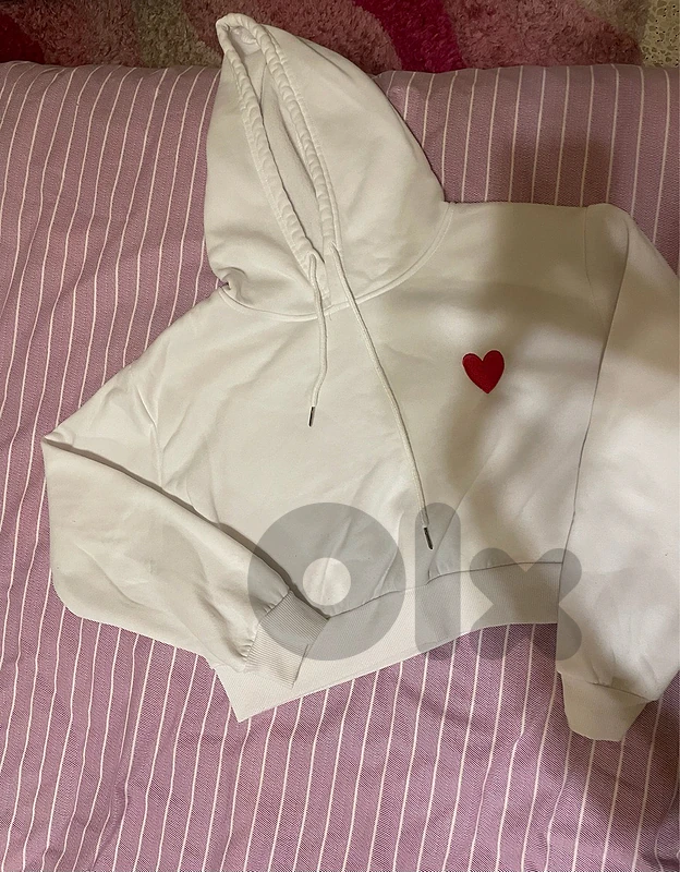 cropped hoodie