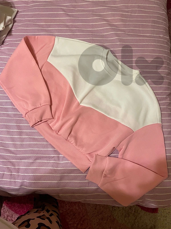 cropped hoodie