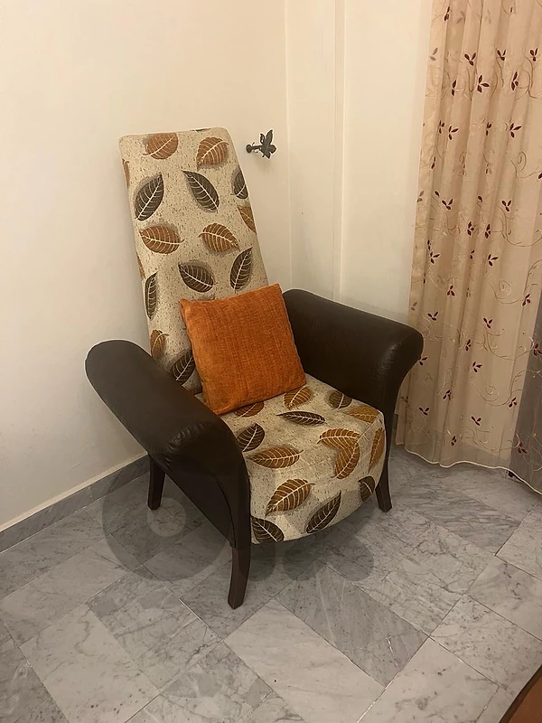 2 chairs