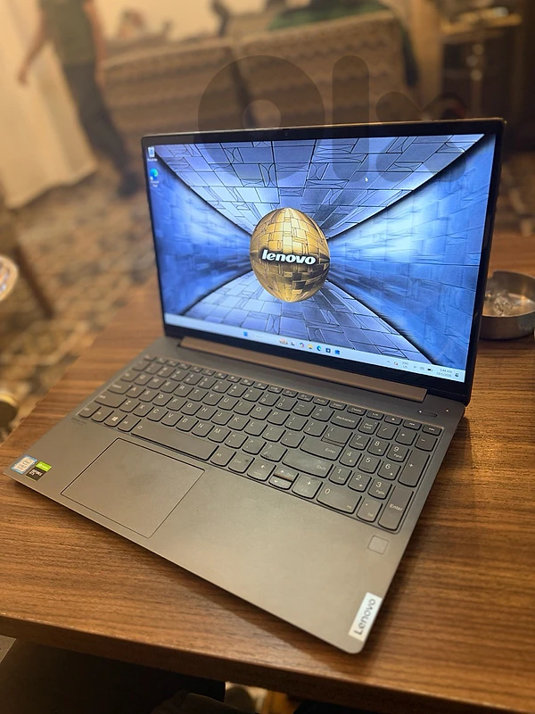 lenovo ideapad s740 core i7-9750H touch screen with gtx 1650 512/16