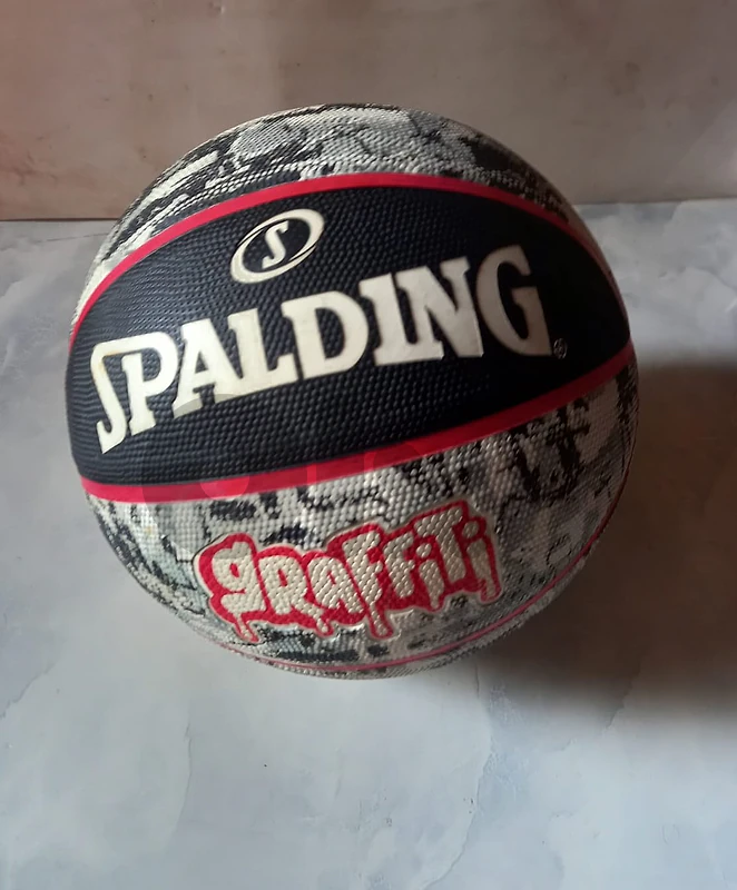 Spalding Graffiti Series Basketball Ball Black/Red