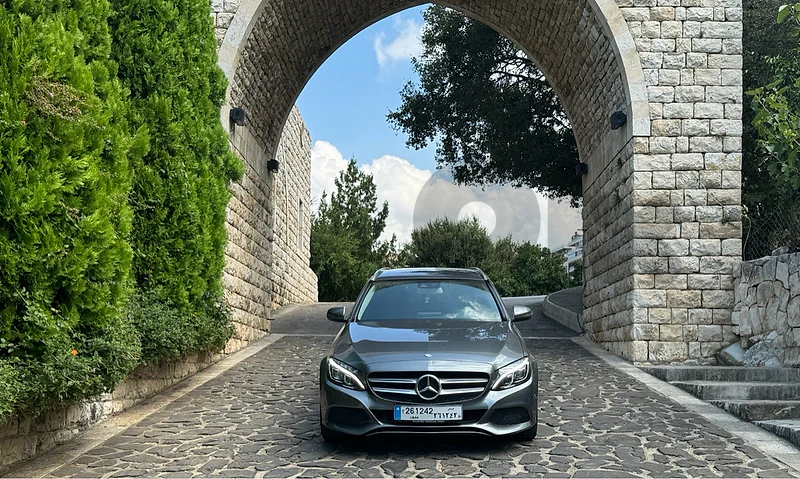 Mercedes-Benz C-Class 2017 German Source. Mint condition. Low mileage