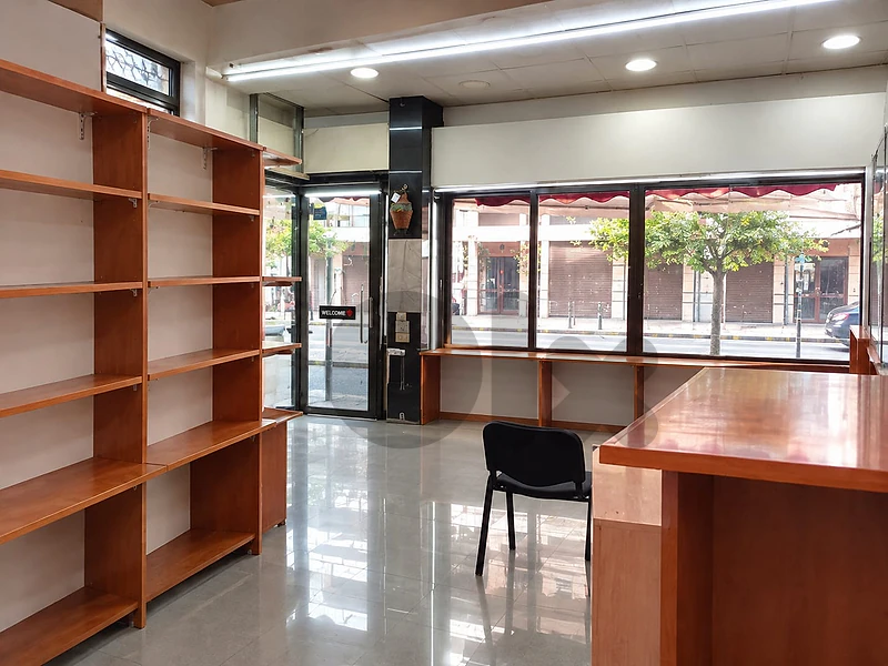 Prime location 2 Facades shop for rent in Achrafieh 50 sqm