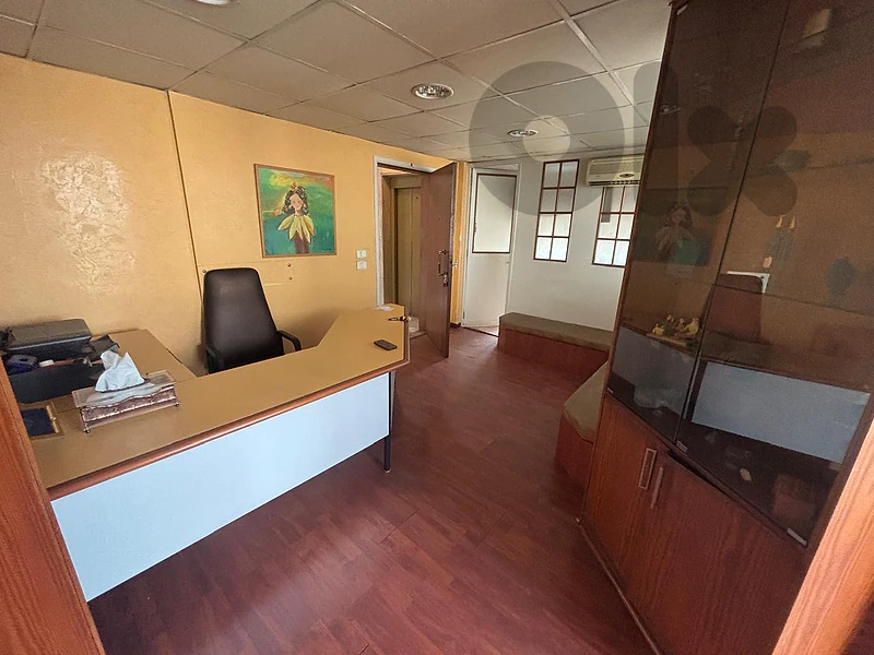 Office for rent in Hazmieh city view