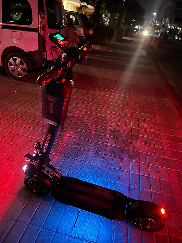 Electric scooter