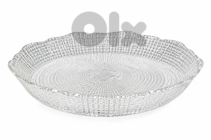 Medium depth serving plate
