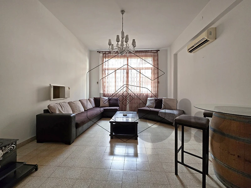 GMC530LG Apartment for Rent in Achrafieh - شقة للإيجار في الأشرفية
