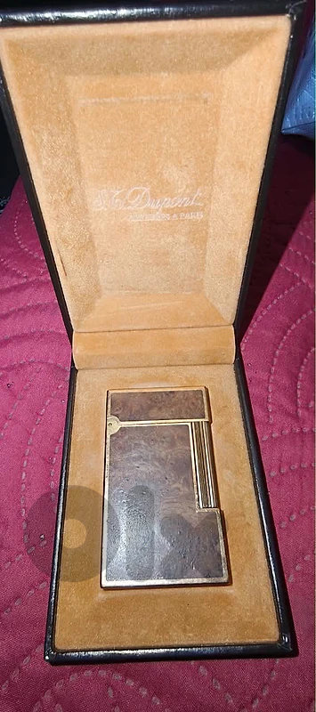 Authenthic Vintage Dupont Lighters