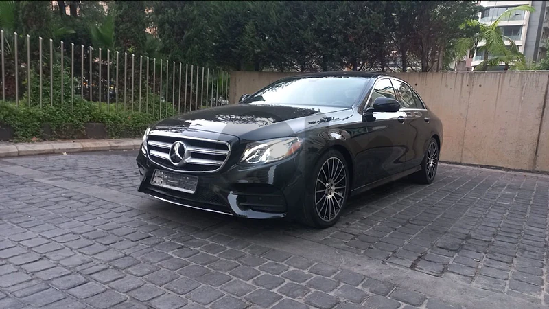 Mercedes-Benz E-Class 2018- black/black خارقة Mercedes-Benz E-Class 2018- black/black خارقة