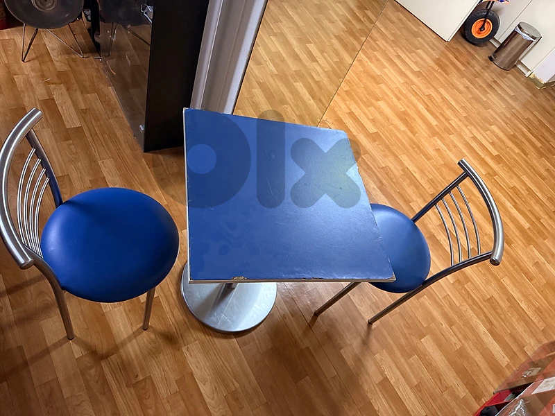 table chairs