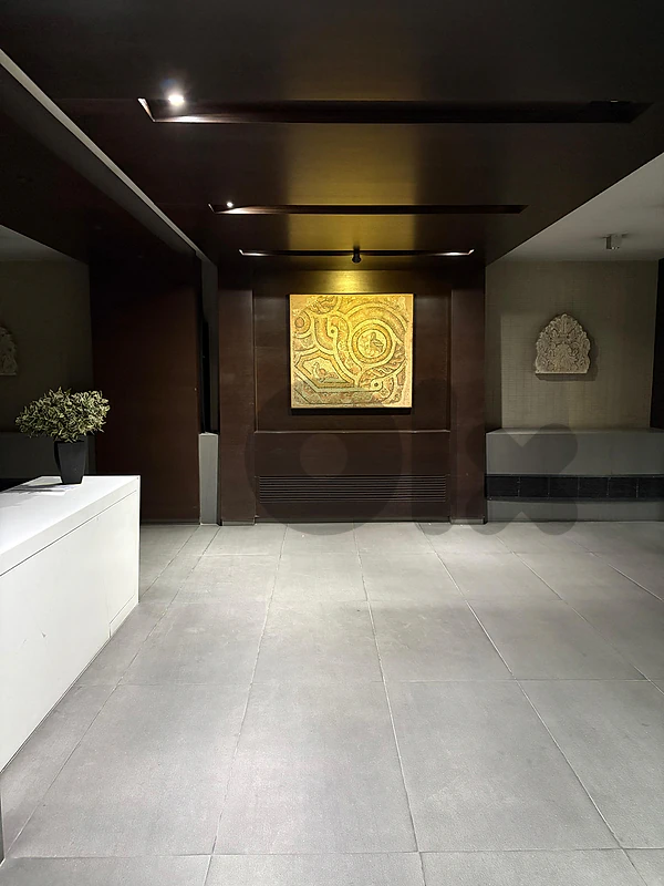 Office / Apartment for Sale – Prime Location in Sursock, Achrafieh