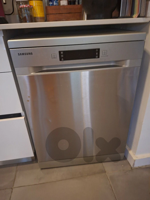 dishwasher and fridge