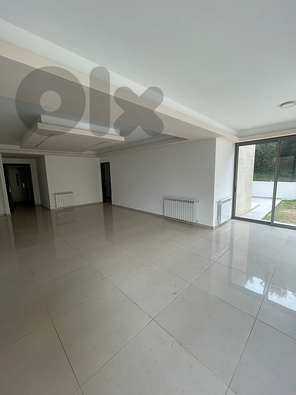 Apartment For Sale in Bhersaf - شقة للبيع في بحرصاف
