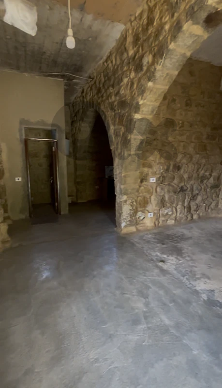 Building For Sale in Beit Chabeb - مبنى للبيع في بيت شباب