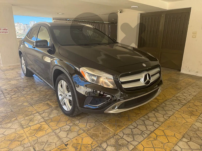Mercedes Benz Gla 250 4 matic 2017