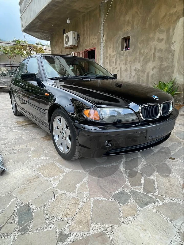BMW E56 325  2004