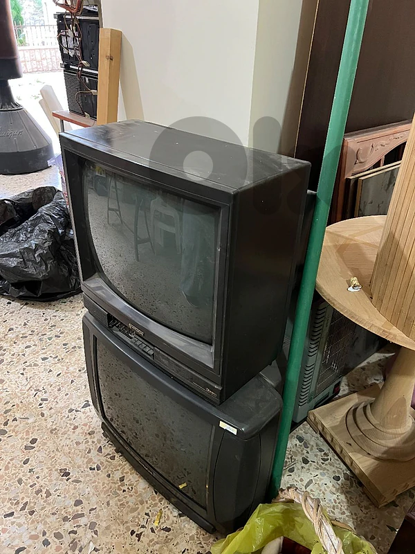 very old tvs