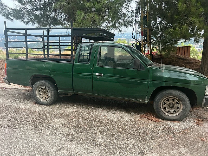 Nissan Other 1993