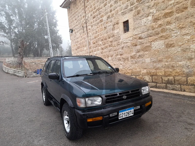 Nissan Pathfinder 1997 new