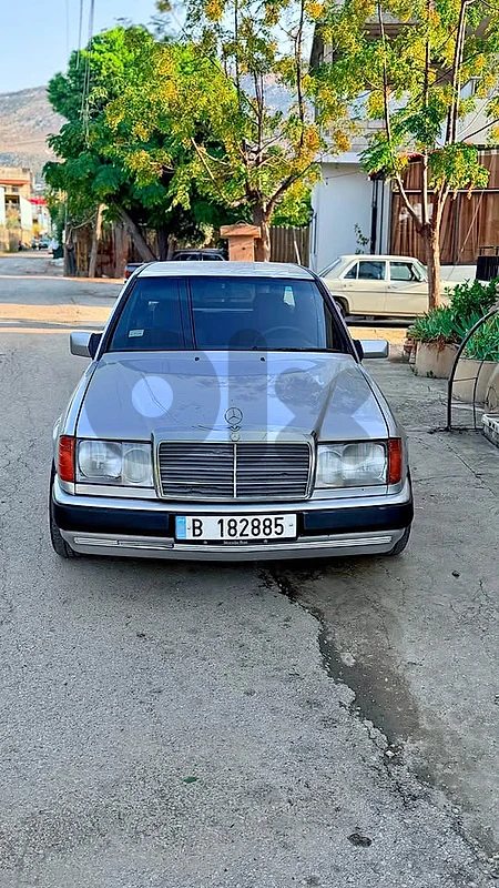 Mercedes benz 1985
