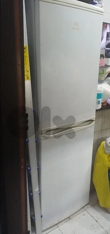 Refrigerator Indesit
