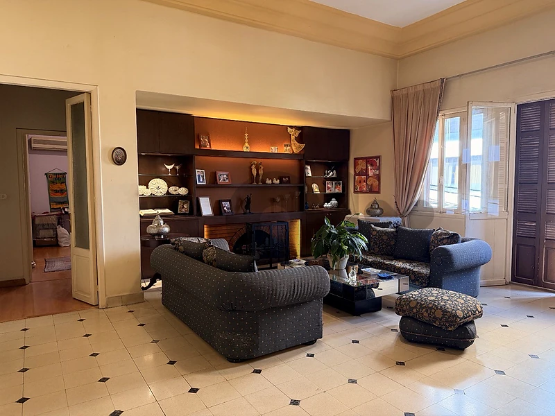 Vintage Apartment For Sale Badaro | شقة فخمة للبيع بدارو