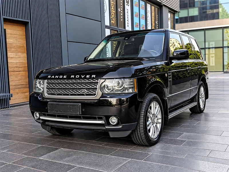 Land Rover Vogue 2010 HSE Luxury V8 | 115000 KM Land Rover Vogue 2010 HSE Luxury V8 | 115000 KM