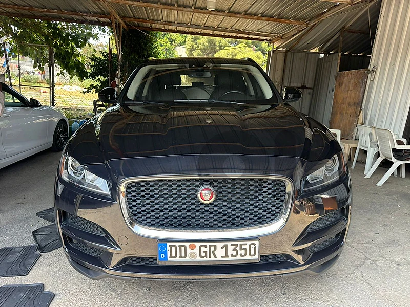 Jaguar F-Pace 2017 V6 Supercharged 35T Premium