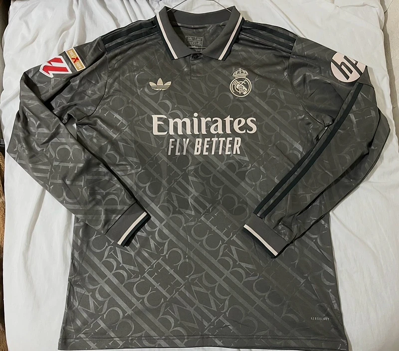 Real Madrid 23/24 long sleeve ronaldo 7 special edition laliga kit