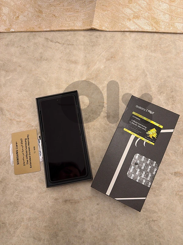 Samsung Z Flip 7 256gb