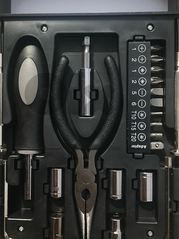 sturdy heavy duty home tool kit