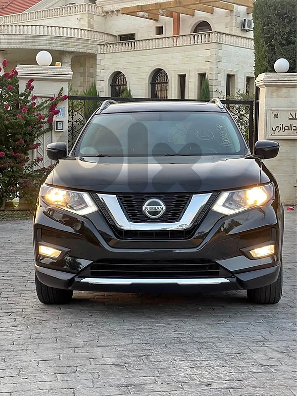 nissan rogue 2018