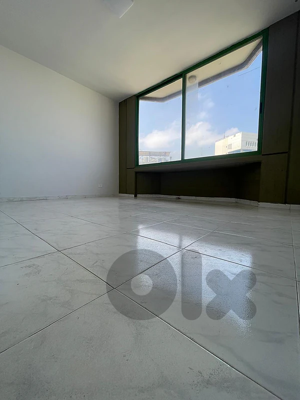 Office For Sale in Jdeideh -  مكتب للبيع في الجديدة