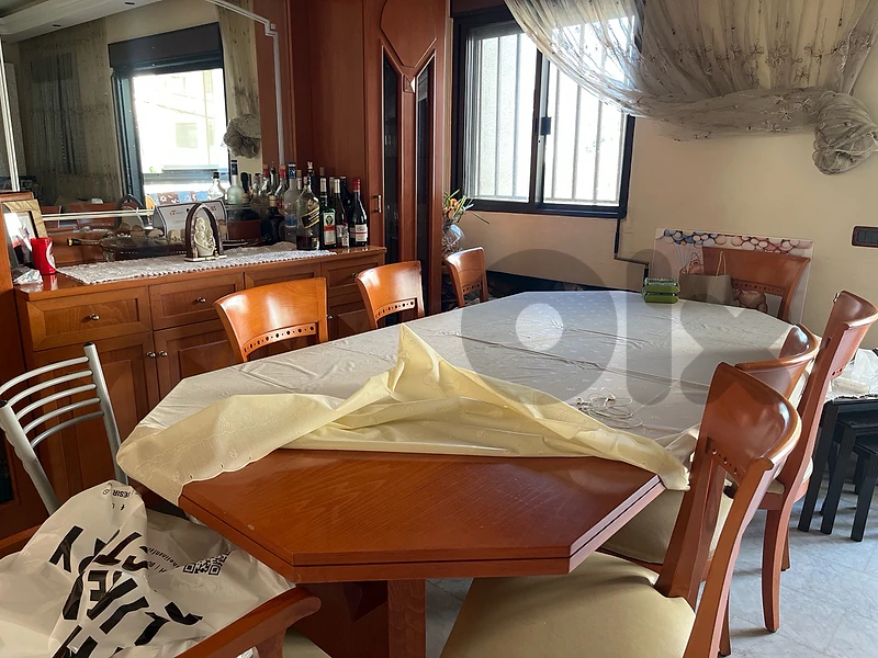 Dining table with 8 chairs