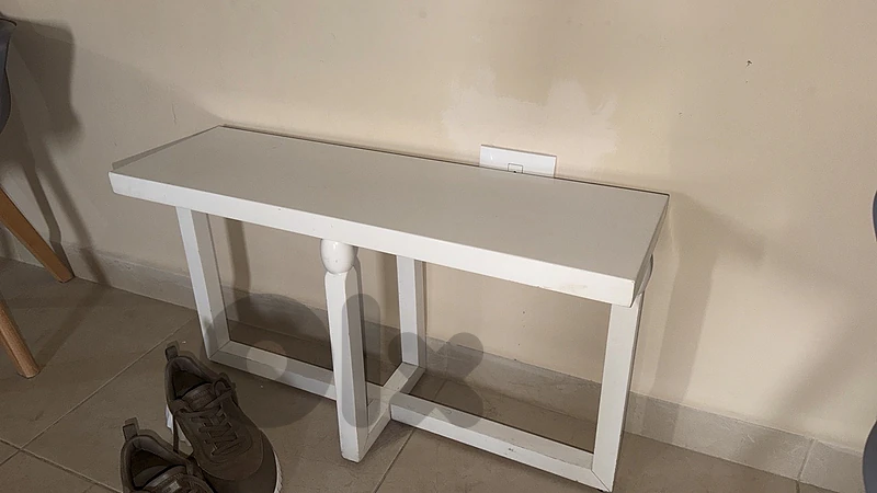 coffe tables, living room low table, low storage closet and bench