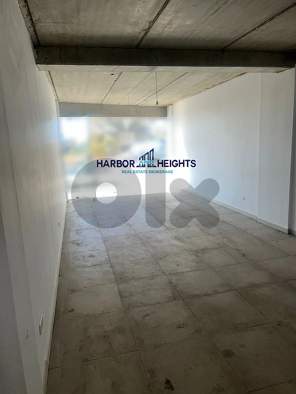 Shop for Sale in Amchit - محل للبيع في عمشيت