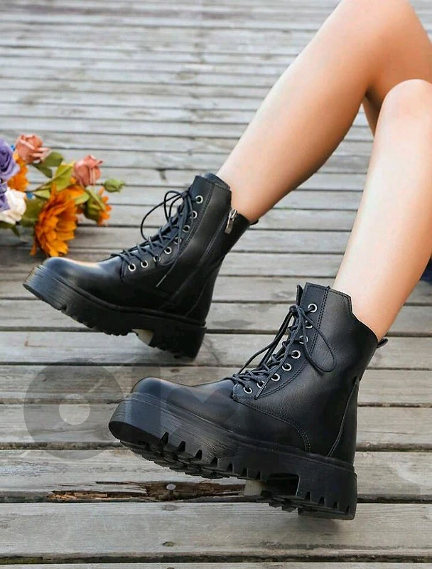 Black Boots