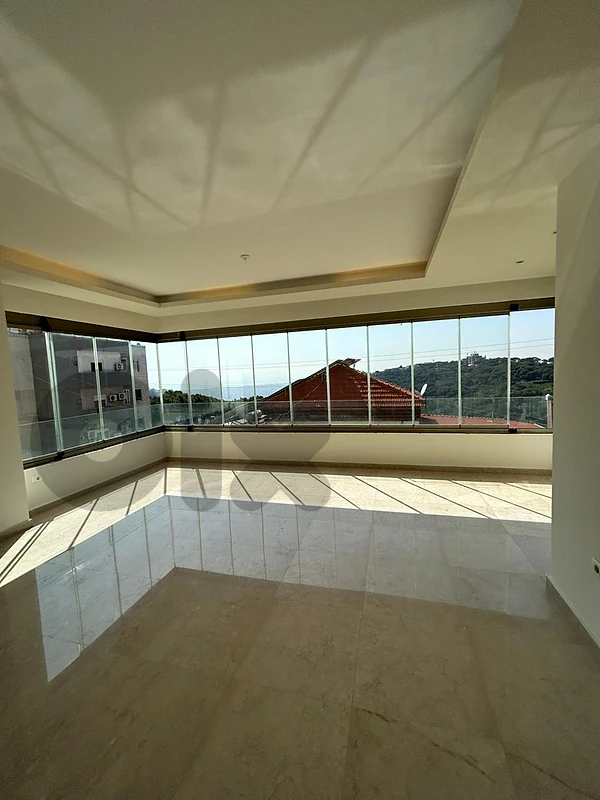 Apartment For Sale in Ain Saadeh - شقة للبيع في عين سعادة