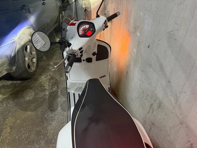 GTS 300cc racing