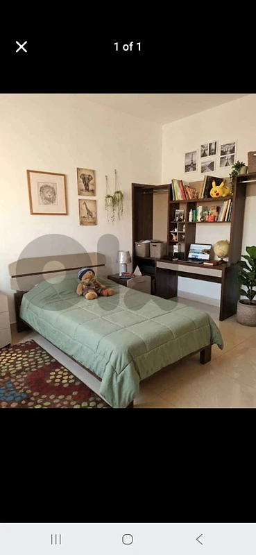 bed plus comode plus desk 450$