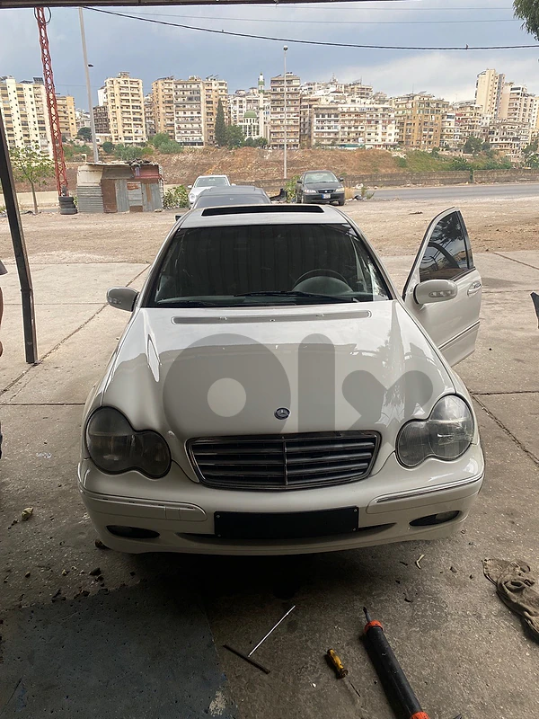 Mercedes-Benz C-Class 2003 c240
