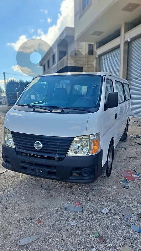Nissan Urvan 2012