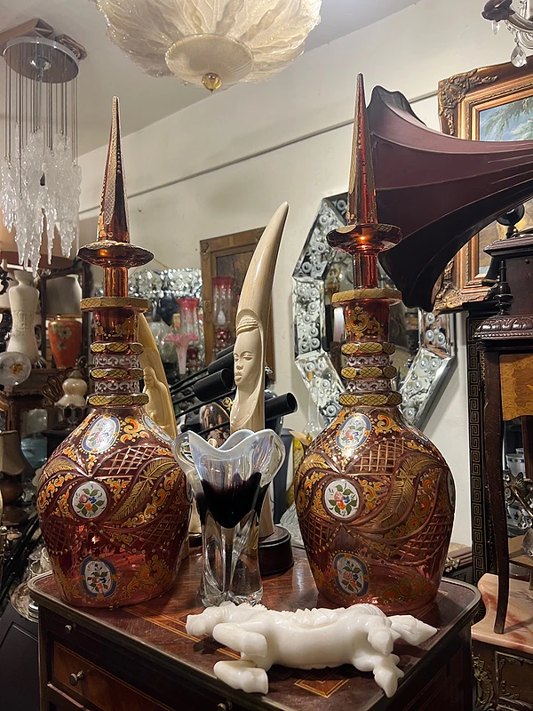 Pair of 2 garaffe bohemian islamic 150 years old 450$